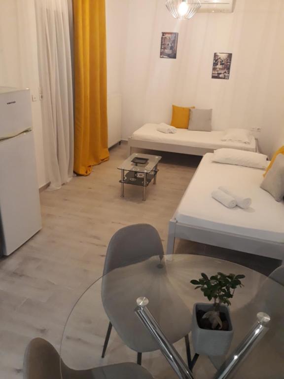 A seating area at Asterias