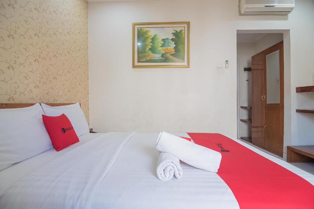 RedDoorz near Setrasari Mall 2 - Habitación Doble Superior