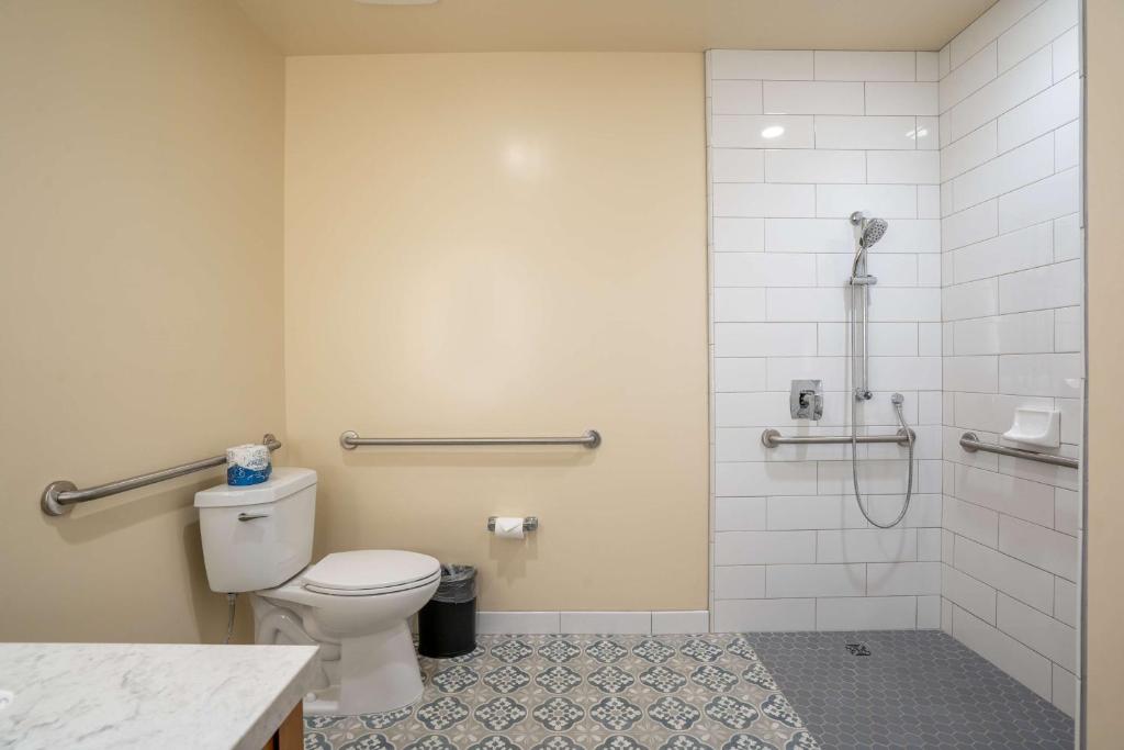 The Agrarian Hotel; Best Western Signature Collection photo