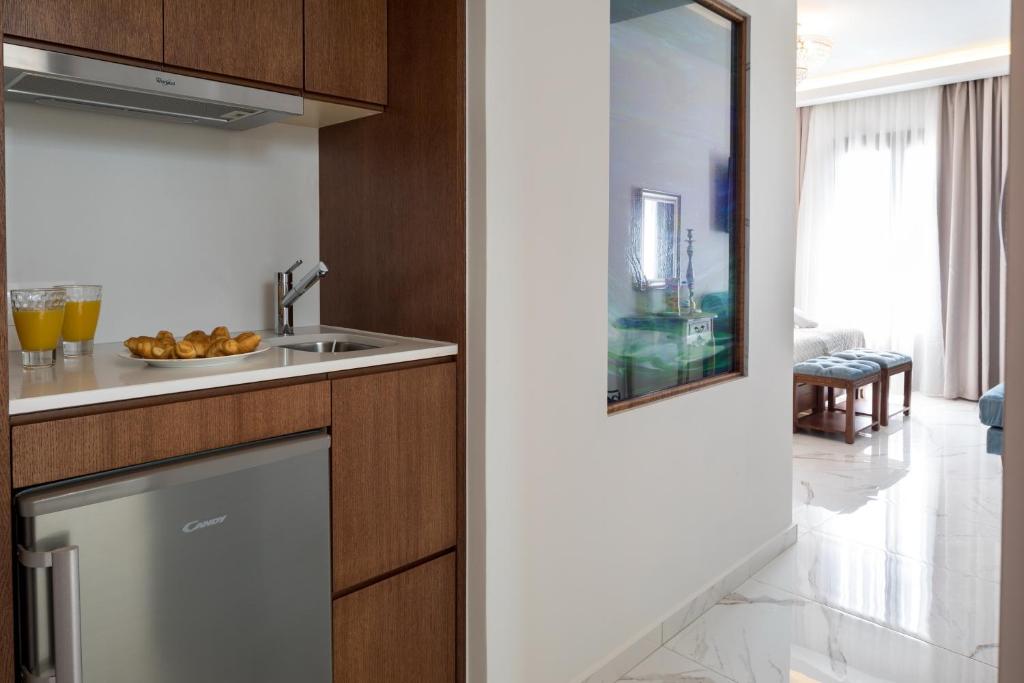 Kuchnia lub aneks kuchenny w obiekcie Vener Luxury Suites