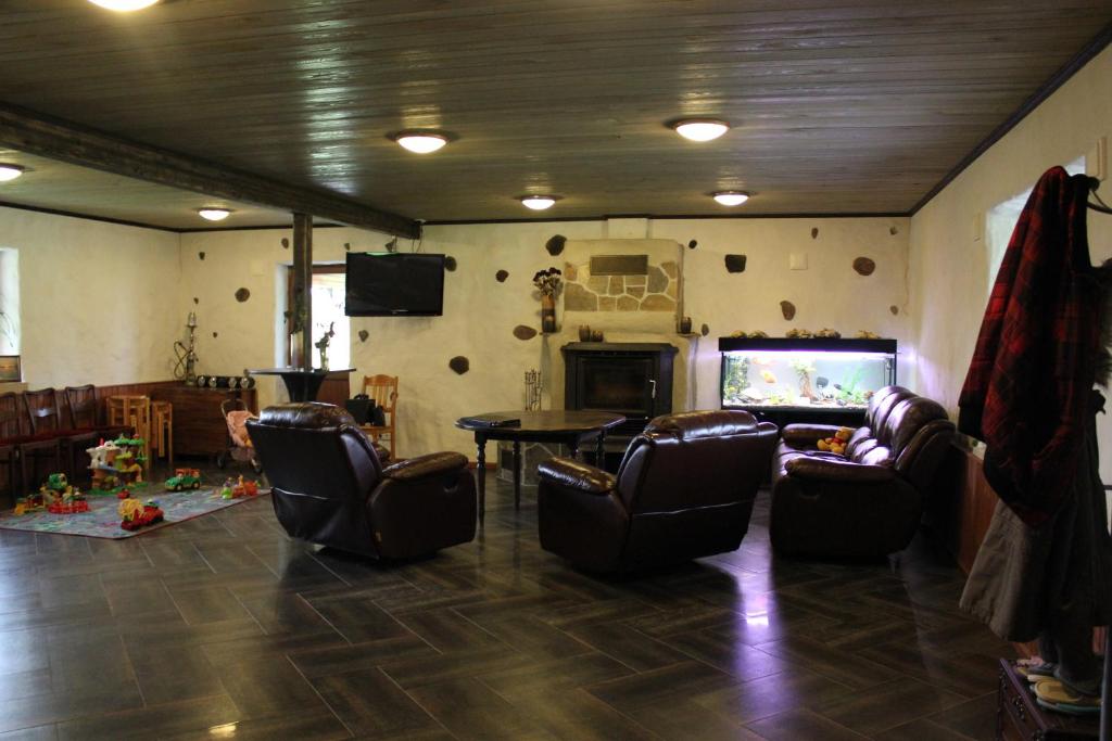 TV a/nebo společenská místnost v ubytování Krapi Guesthouse