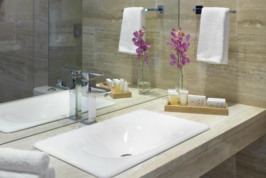 Grand Beach Hotel Surfside - 