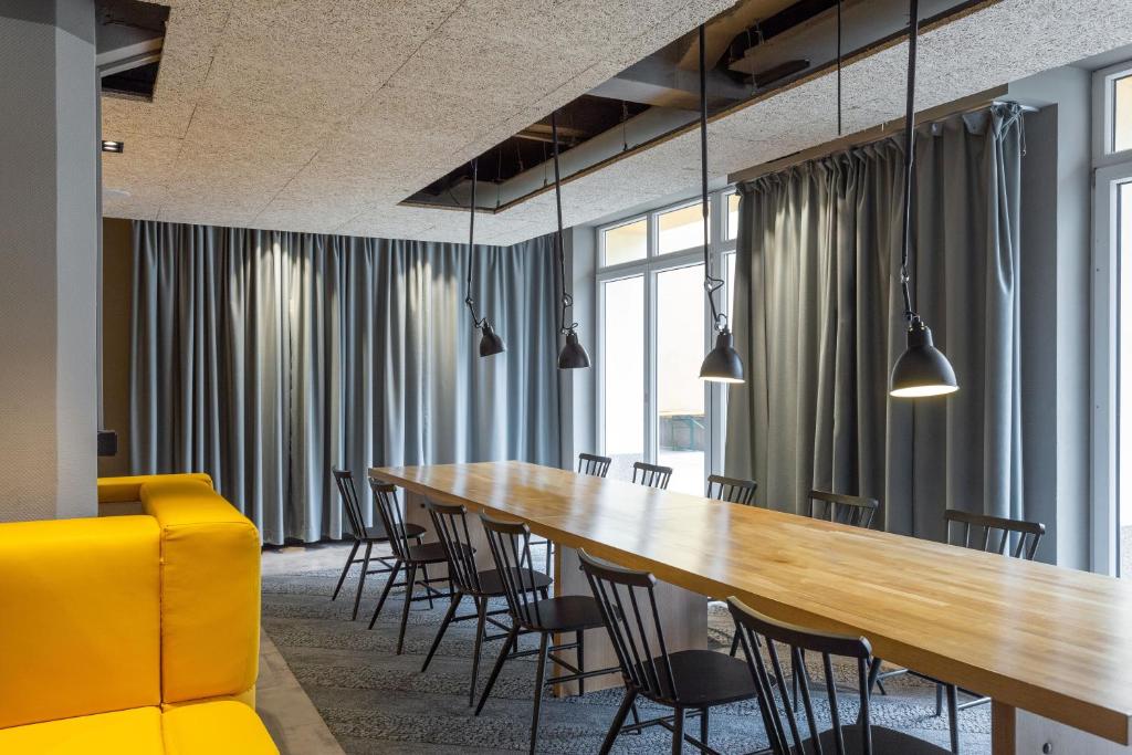 a&o Wien Hauptbahnhof - Resim 6