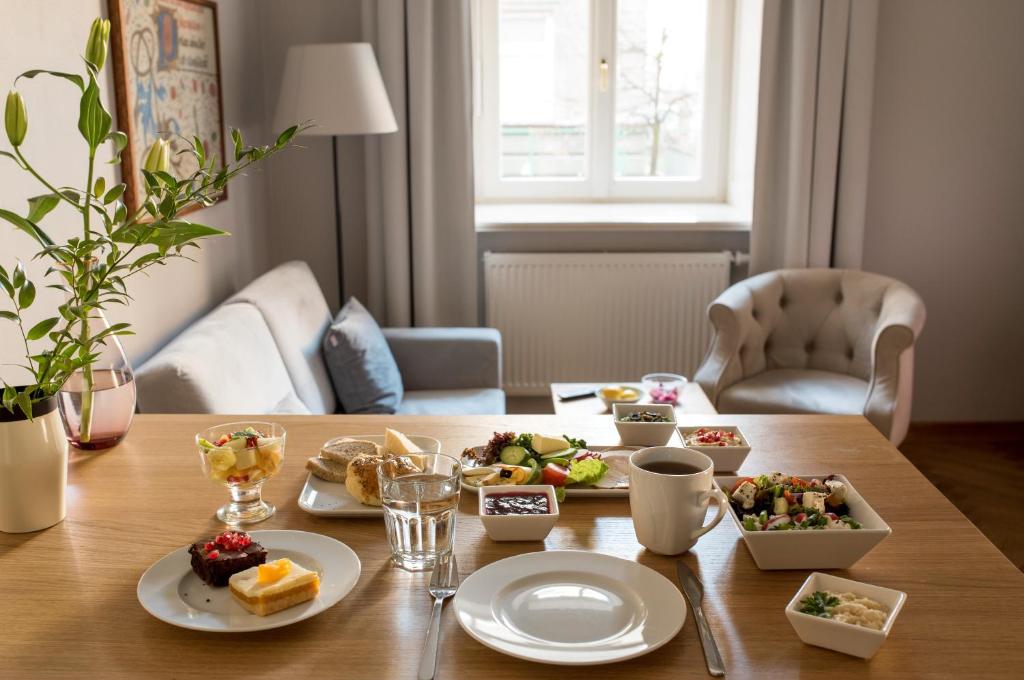 Jedlo v apartmáne alebo blízkom okolí