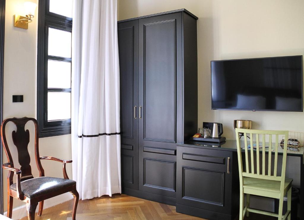Kuchyň nebo kuchyňský kout v ubytování Jaffo Tel-Aviv King Gallery Boutique Hotel