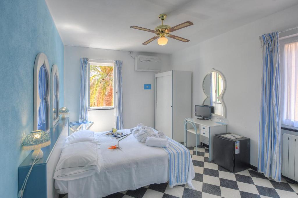 Posteľ alebo postele v izbe v ubytovaní Hotel Arabesque