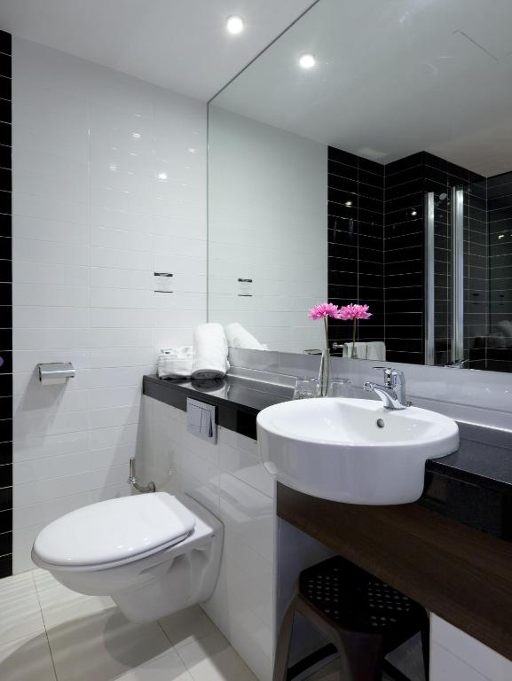 
Standard Double Room (1 Adult)
