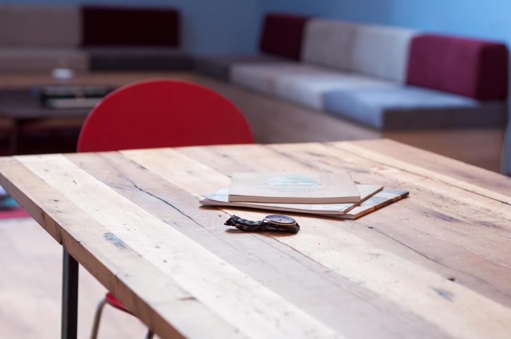 Posezení v ubytování Ura Hostel