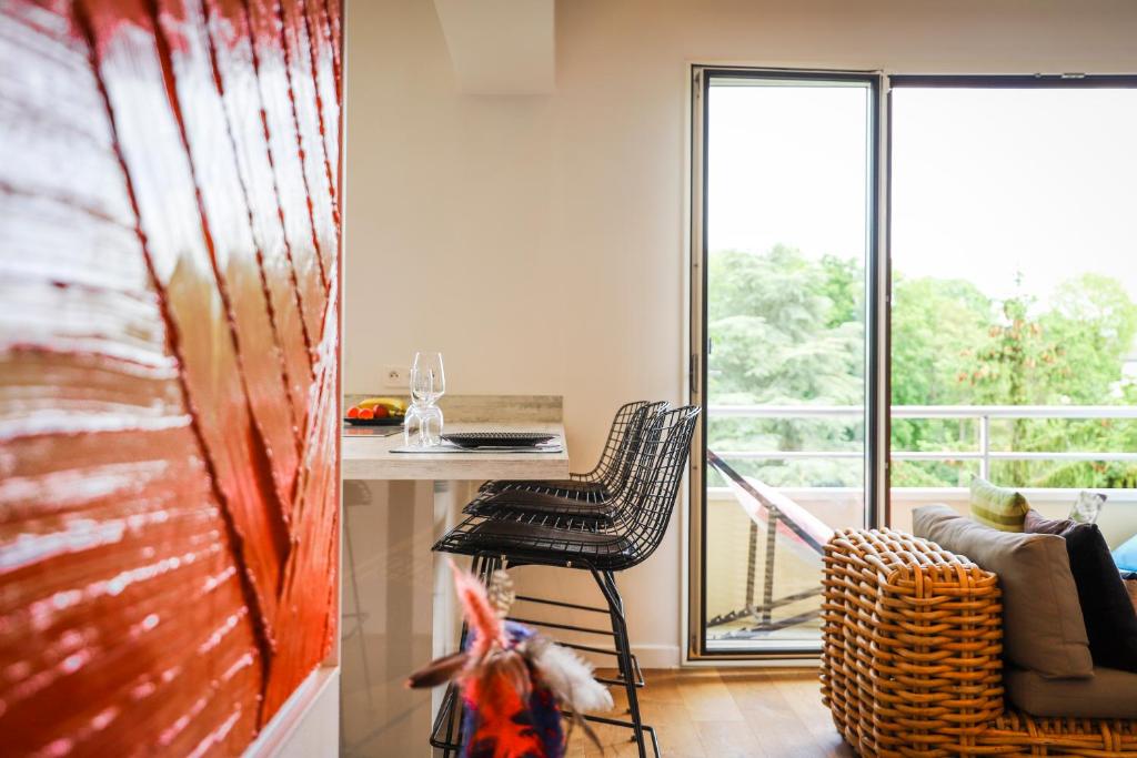 The Sparkling Castle - 6