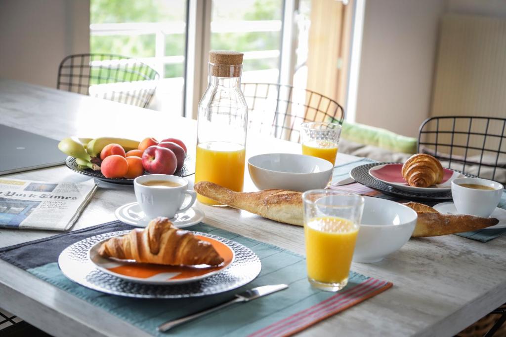 The Sparkling Castle - 12