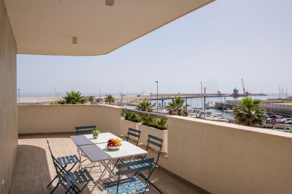 A balcony or terrace at Casa Tiziana - ApulianStay Group