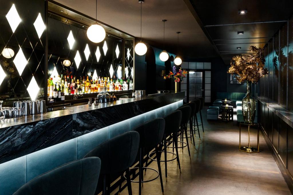 Lounge nebo bar v ubytování Hotel AMO by AMANO Friedrichstraße