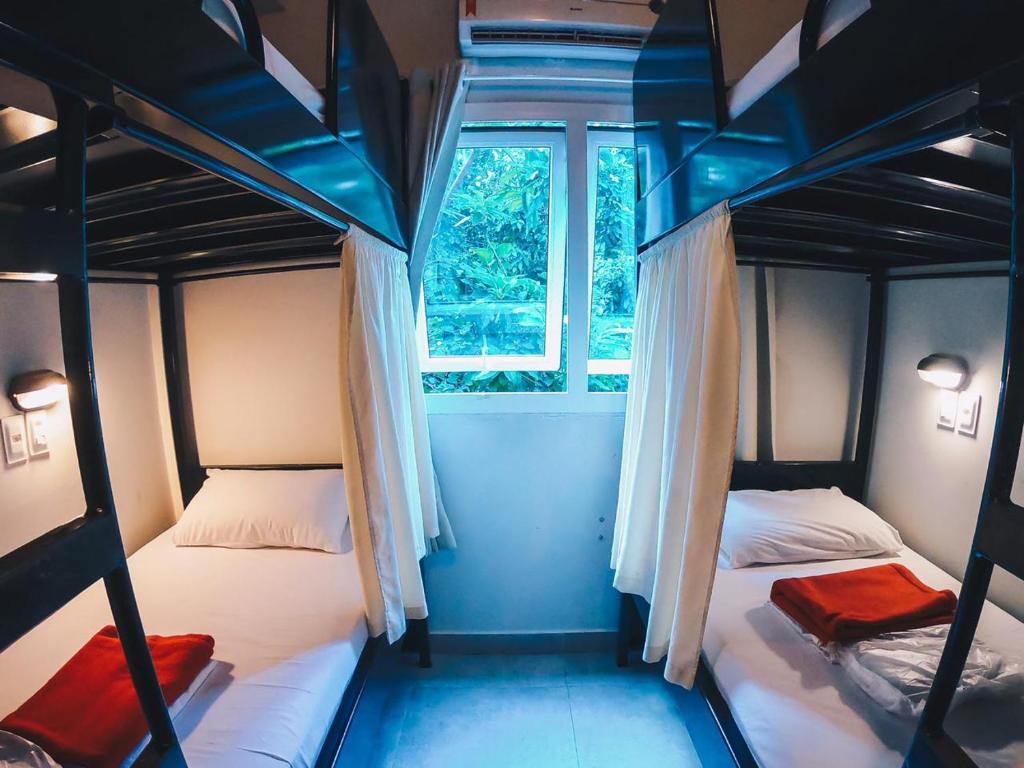  CabanaCopa Hostel