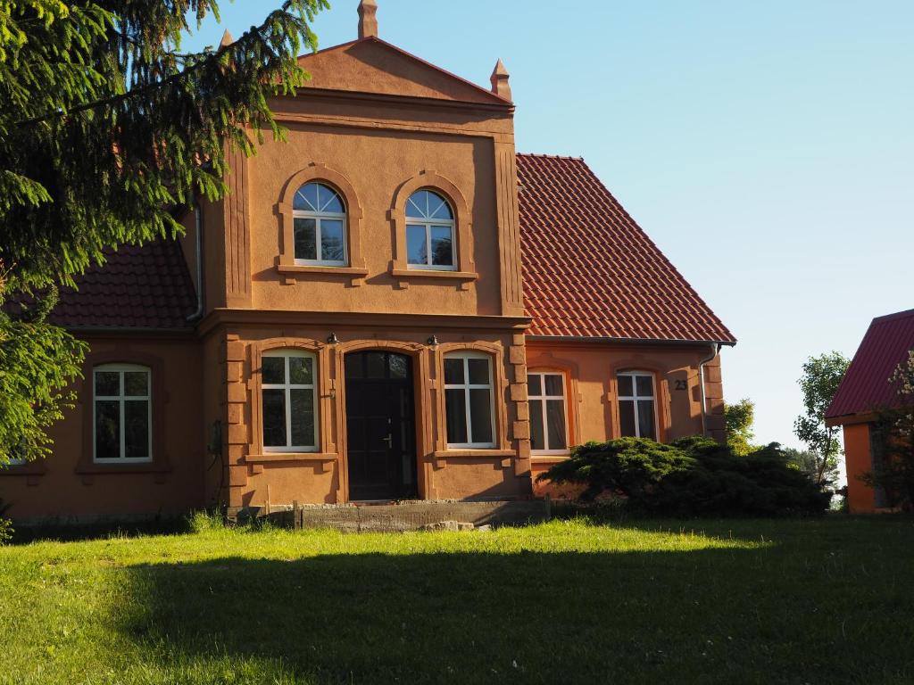 Budova, v ktorej sa dovolenkový dom nachádza