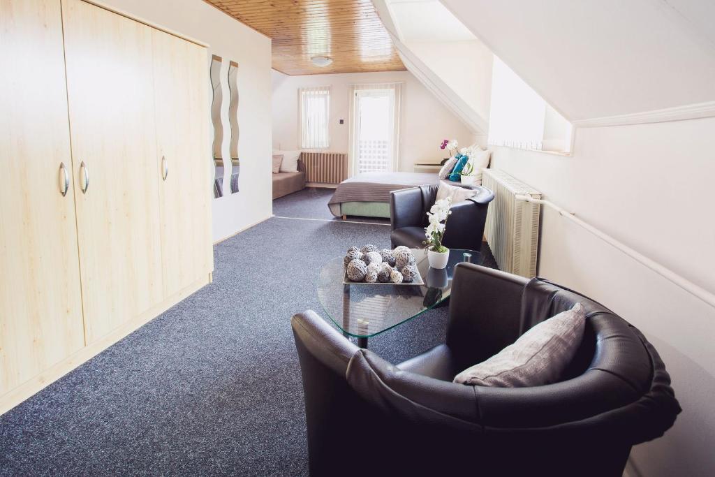 Posedenie v ubytovaní Apartman Szanyi