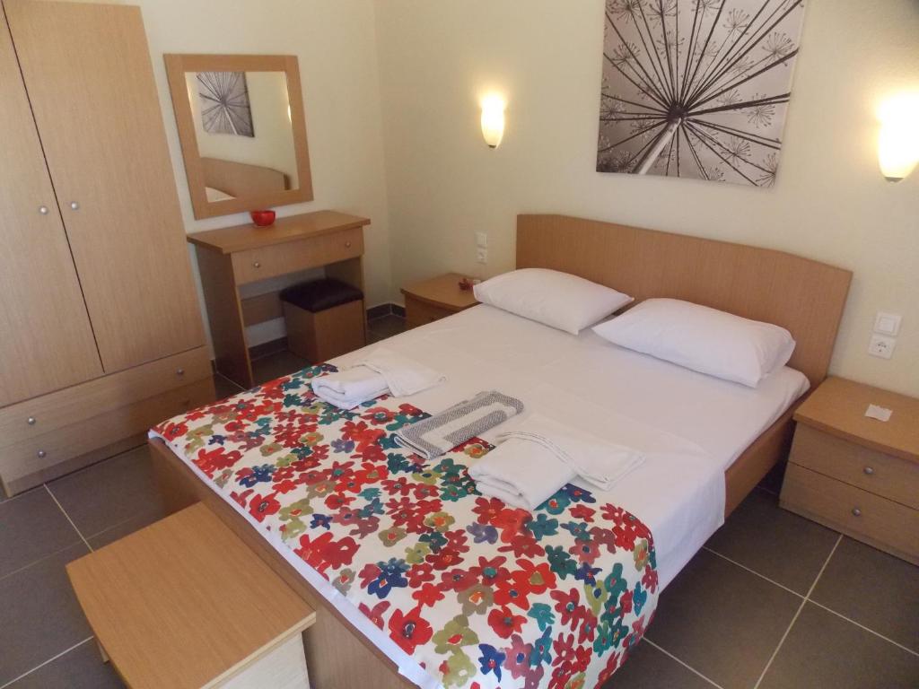 Nikos Apartments - 1