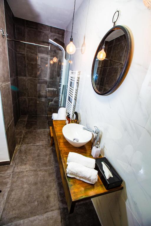 Pjazza Suites Boutique Hotel by CX Collection - 5