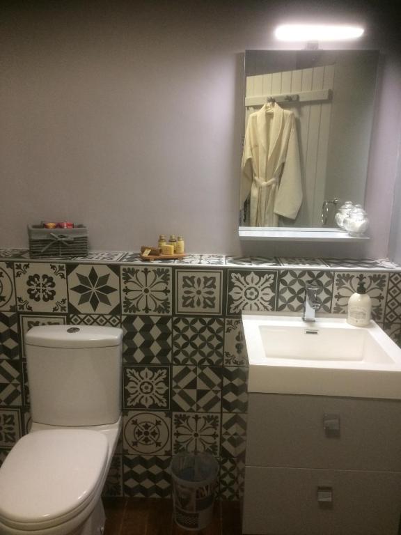 Koupelna v ubytování Michouat Chambre D'Hotes