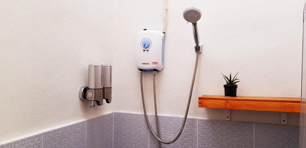 Baan Hinlad Home and Hostel - 3