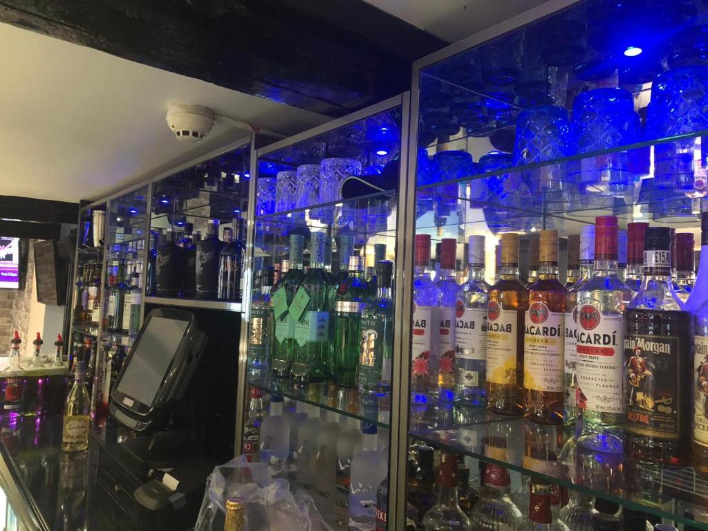 The Old Black Horse Inn - Resim 26