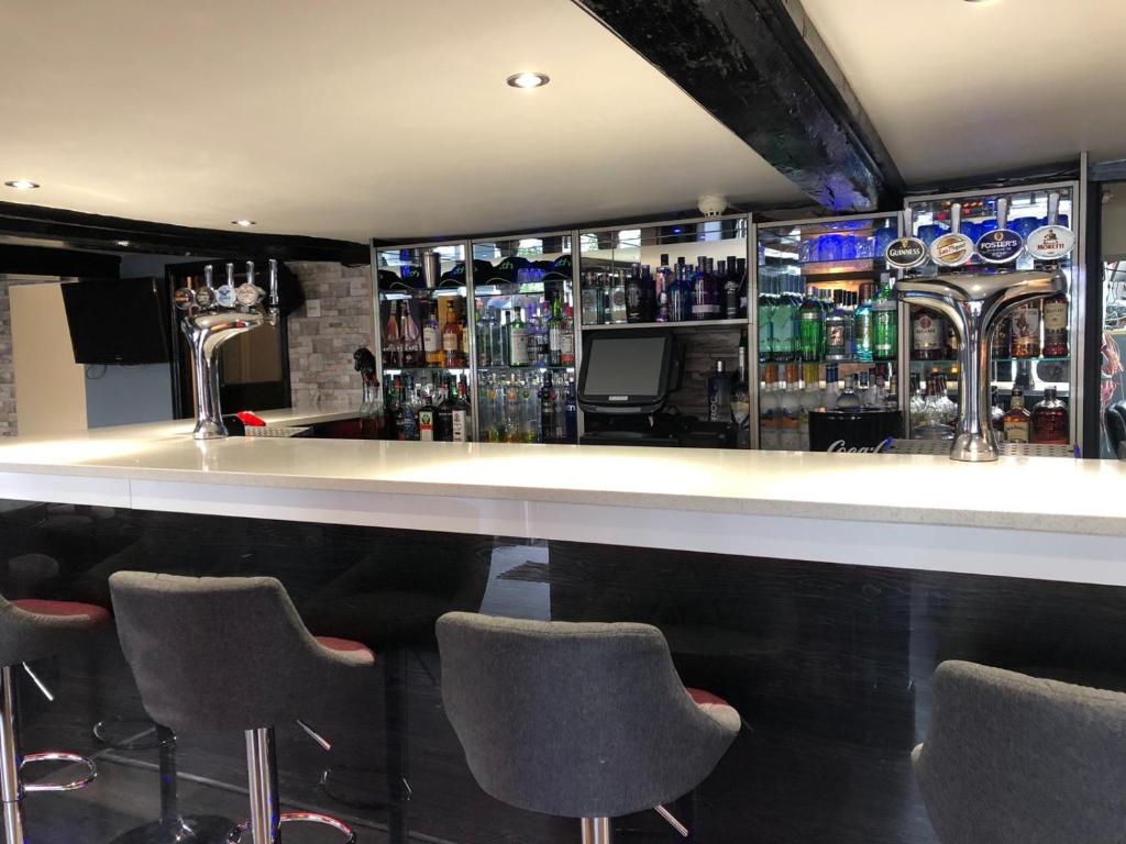 The Old Black Horse Inn - Resim 27