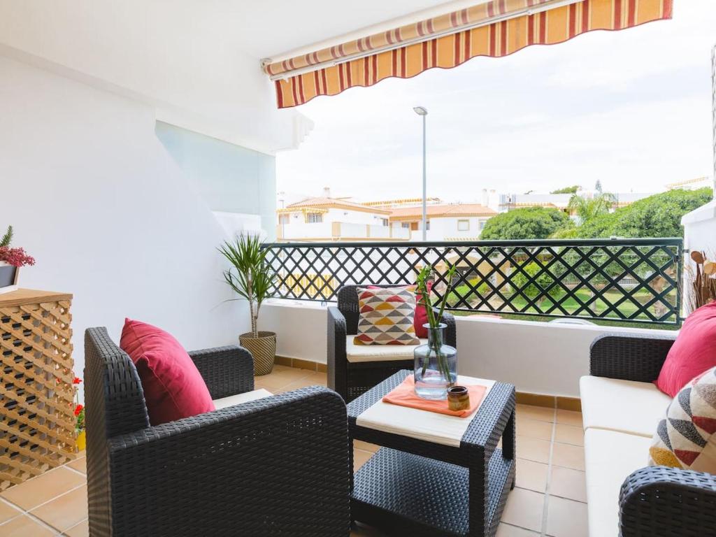 Balkón alebo terasa v ubytovaní La Marina II, luminoso apartamento junto a la playa