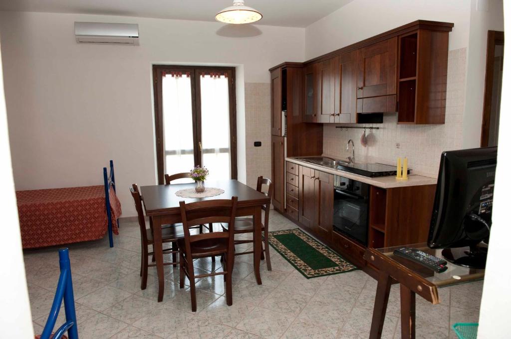 Casa Vacanze - B&B Il Tempone - Camera Matrimoniale Con Balcone