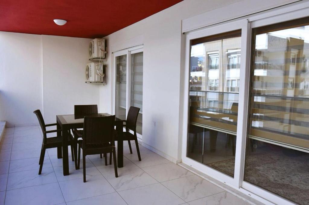 A balcony or terrace at Arena Tower Alanya