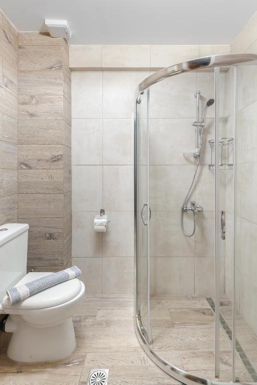 Oasis Apartments - 10