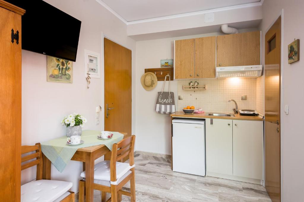 Oasis Apartments - 17