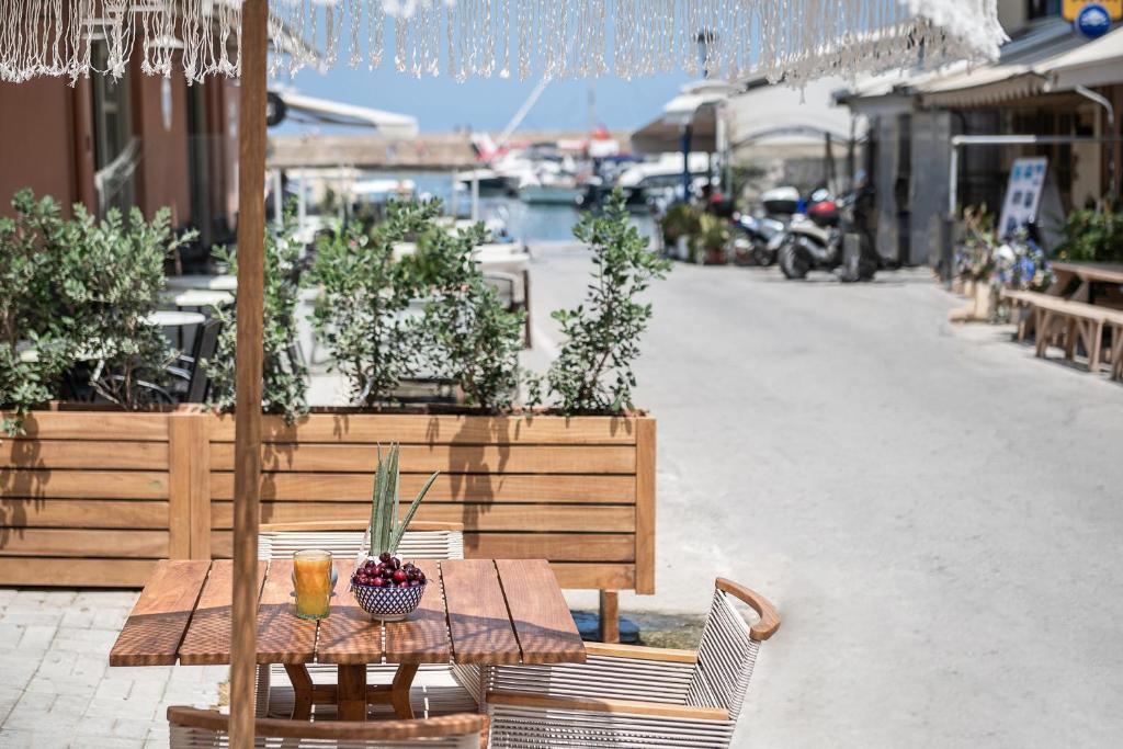 Nyx Chic Manor - Resim 34