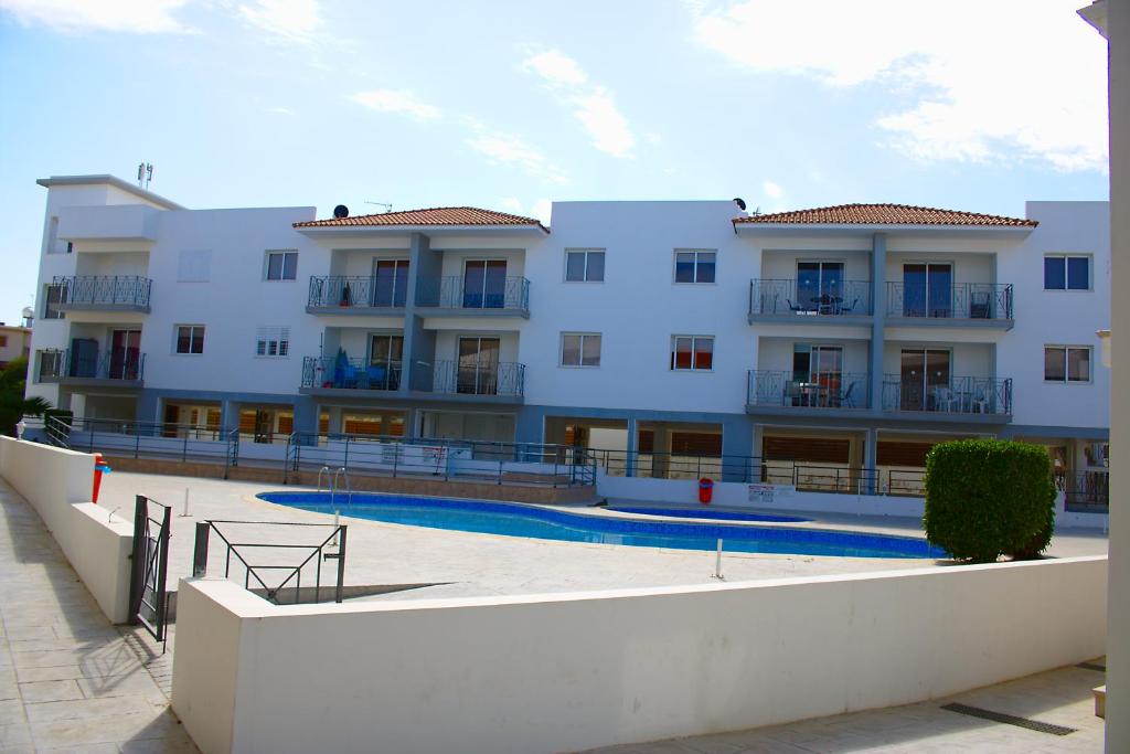 Πισίνα στο ή κοντά στο Tanya apartment.