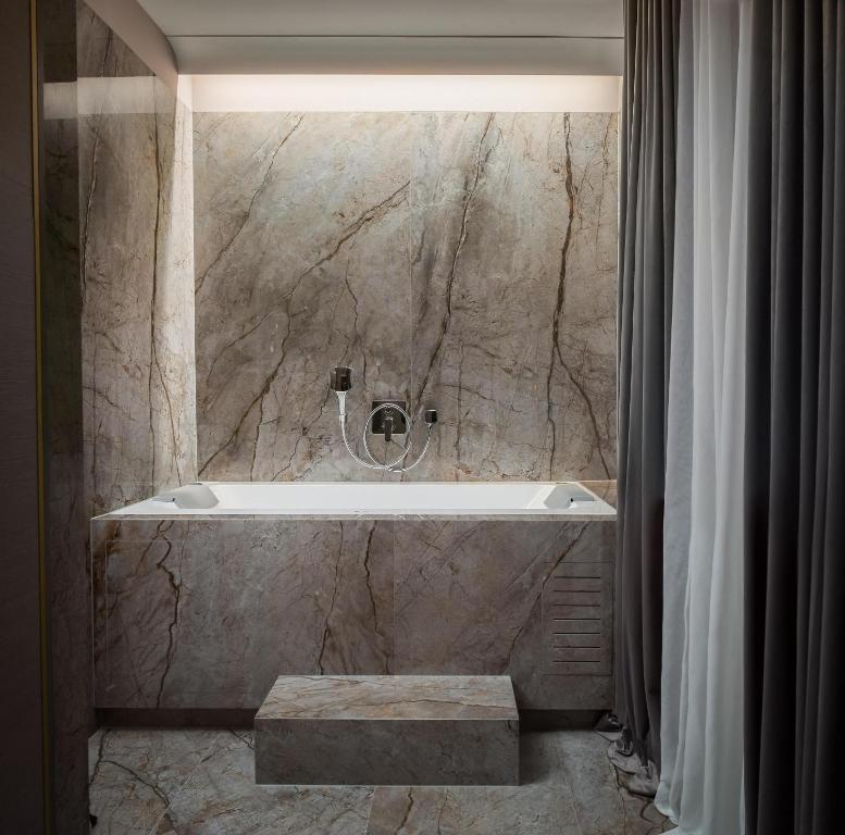 Five Elements Luxury Rooms - 11