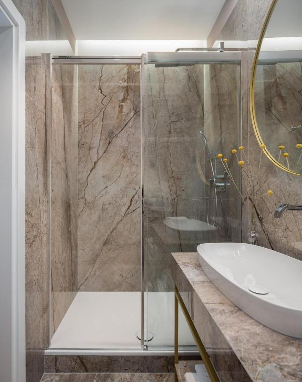 Five Elements Luxury Rooms - 16