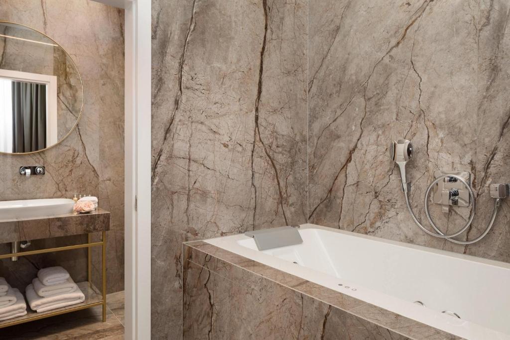 Five Elements Luxury Rooms - 15