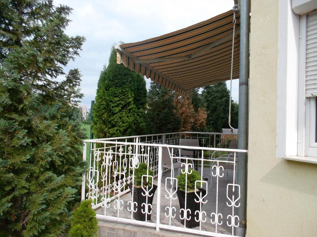 Balkón nebo terasa v ubytování Németh Apartman Sárvár