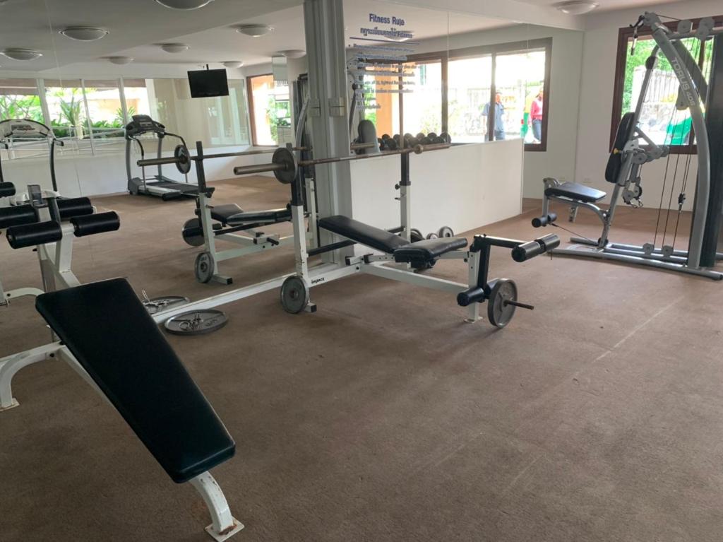 Fitness centrum a/nebo fitness zařízení v ubytování Jomtien Beach Penthouses Condo
