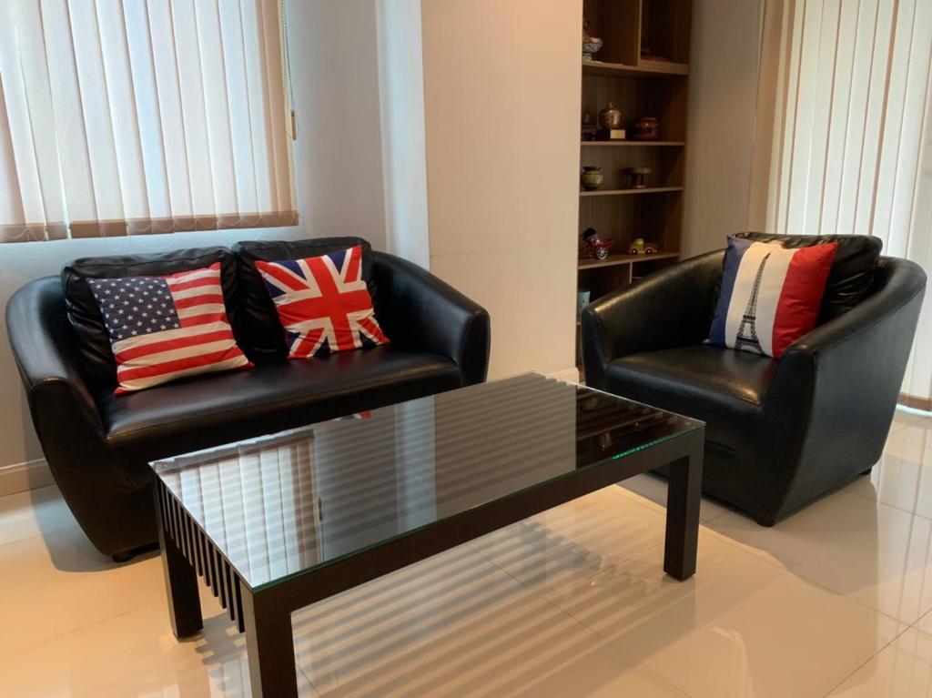 Posezení v ubytování Jomtien Beach Penthouses Condo