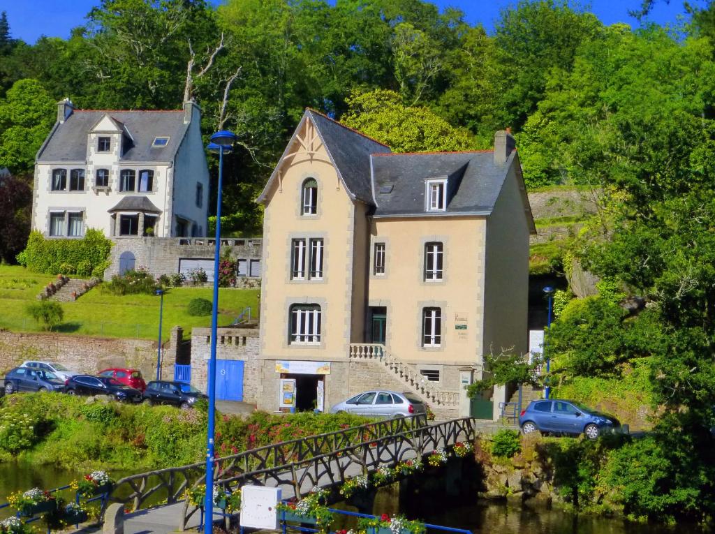 La Passerelle de Pont-Aven - Housity