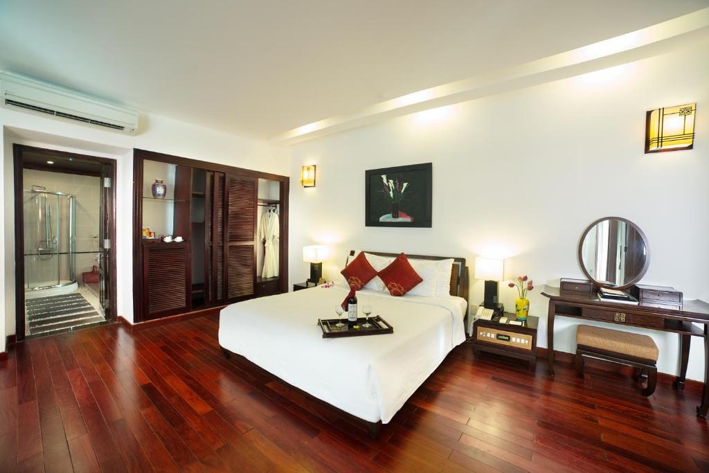 Suite Gia Đình Nhìn Ra Sông
