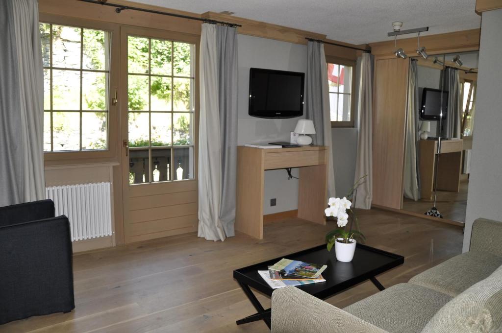 Hotel Maya Caprice - Suite Con Mountain View