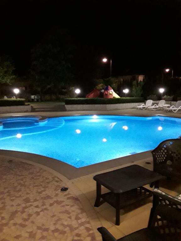 Bazén v ubytování Hotel Bellaria nebo v jeho okolí