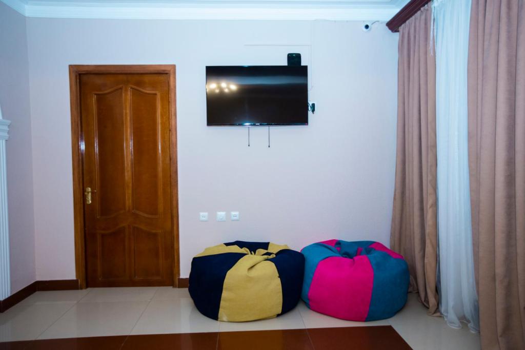 TV a/nebo společenská místnost v ubytování Sweet Sleep hostel