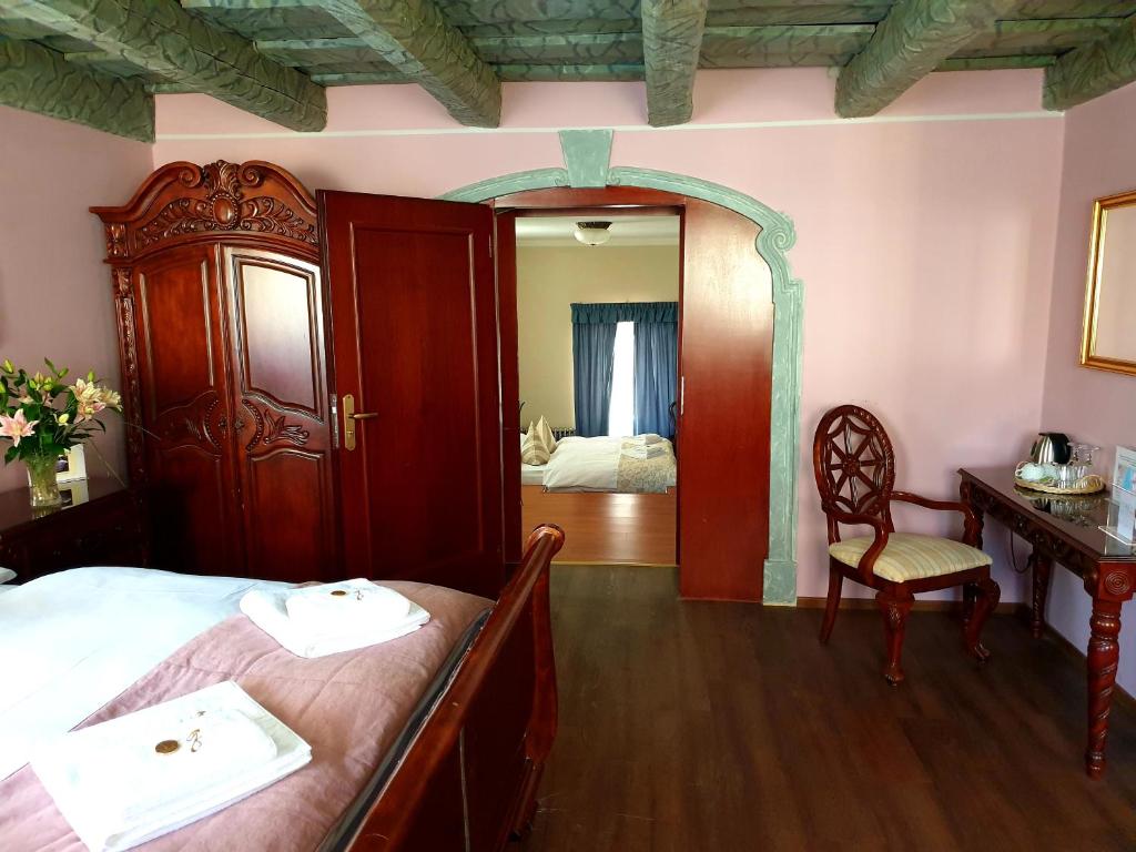 
Two-Bedroom Apartment
