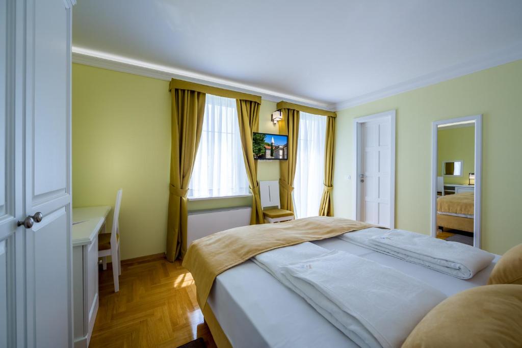 Hotel Domino - Habitación Doble Con Balcón Y Vistas Al Mar