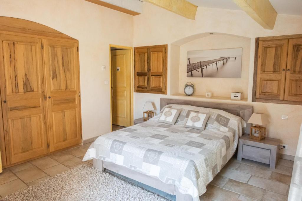 Chateau de Sainte Croix - Habitación Doble Con Terraza