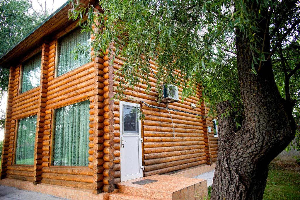 Holiday Park Dunay - Twee Slaapkamers Huisje