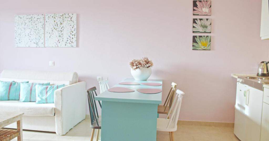 Waterlily Hotel Apartments