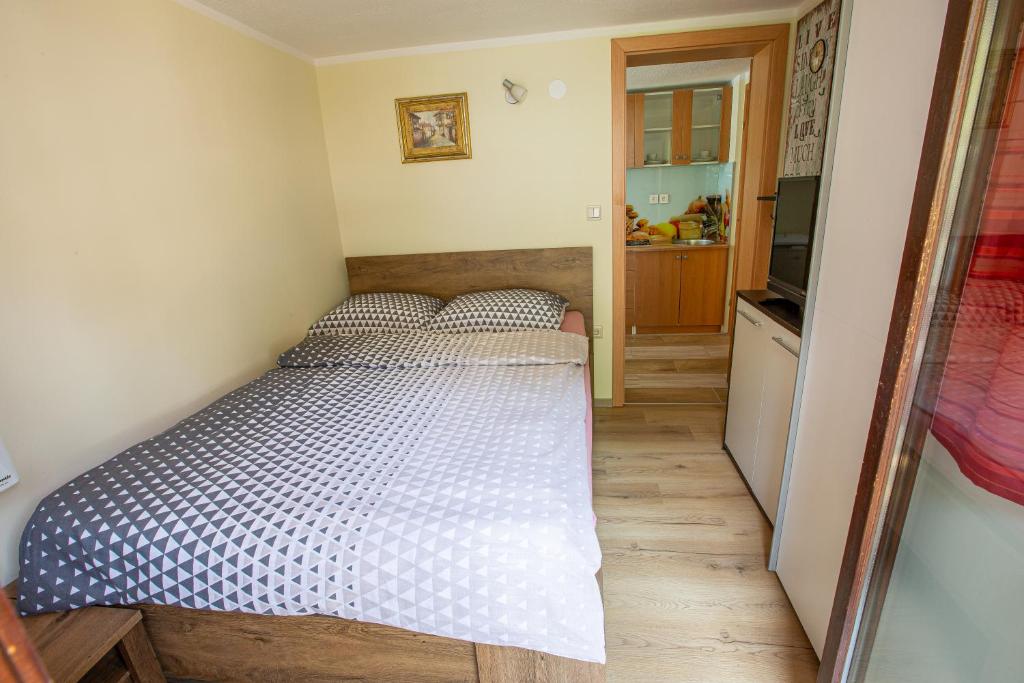 Bled Honey Bee Apartment - Studio With Balcony