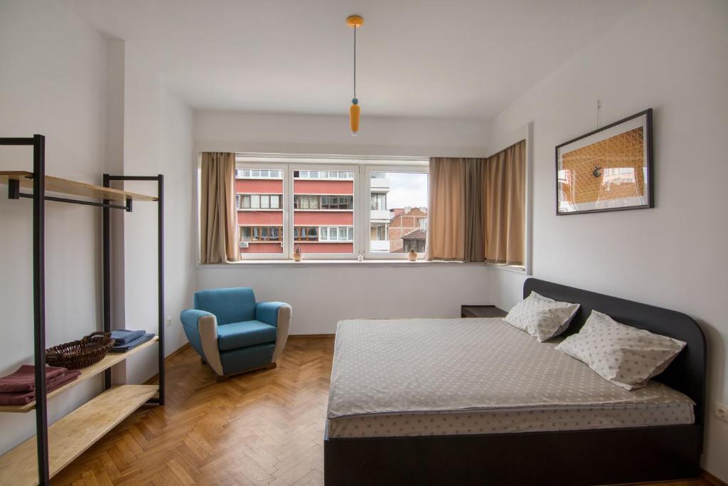 Postel nebo postele na pokoji v ubytování Design Apartment in Sofia top city center